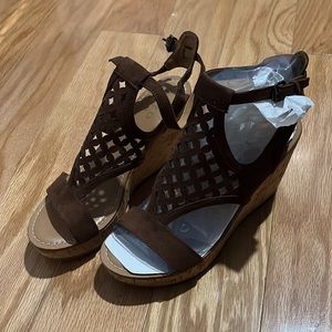 Brown Wedges size 8!